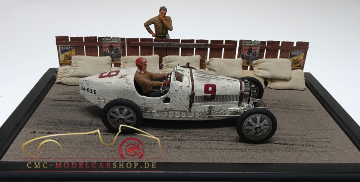 CMC Diorama Bugatti T35 Chateau Dyck