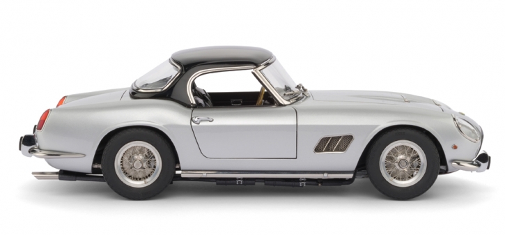 CMC Ferrari 250 SWB California Spyder silber 1960