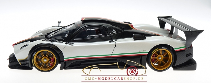 pagani3.jpg