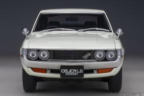 Autoart Toyota Celica Liftback 2000GT (RA25) 1973 blanc