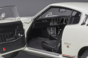 Autoart Toyota Celica Liftback 2000GT (RA25) 1973 blanc