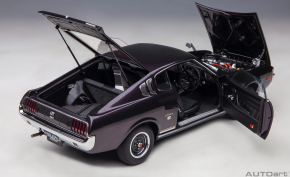 Autoart Toyota Celica Liftback 2000GT (RA25) 1973, violet foncé métallisé