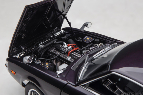 Autoart Toyota Celica Liftback 2000GT (RA25) 1973, violet foncé métallisé