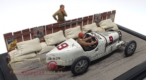 CMC Diorama Bugatti T35 Chateau Dyck