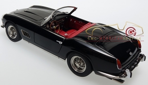 CMC Ferrari 250 SWB California Spyder noire 1960