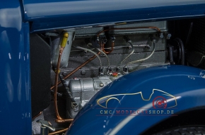 CMC Mercedes-Benz Racing Car Transporter LO 2750 + W25 T-Car Bundle