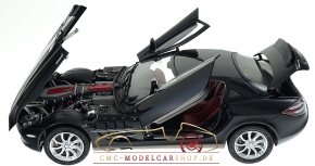 CMC Mercedes-Benz SLR McLaren, schwarz, Leder rot