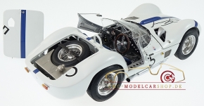 CMC Maserati Tipo 61 Birdcage, 1960, sign. Dan Gurney