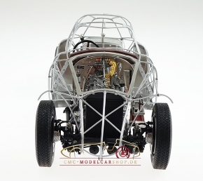 CMC Alfa Romeo 8C 2900 B, 1938 Rolling Chassis, base en bois incl.