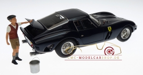 Figurenmanufaktur figure cleaning boy 1:18