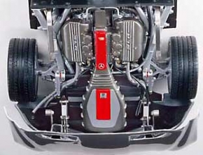 CMC Mercedes-Benz SLR McLaren, argent, cuir rouge